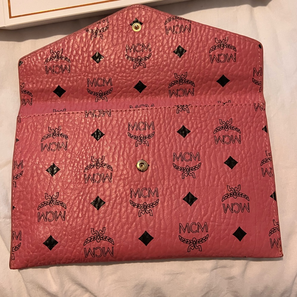 MCM Pink Leather Pouch with Box - Picture 3 of 5